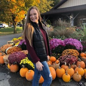 Meet your Posher, Madison